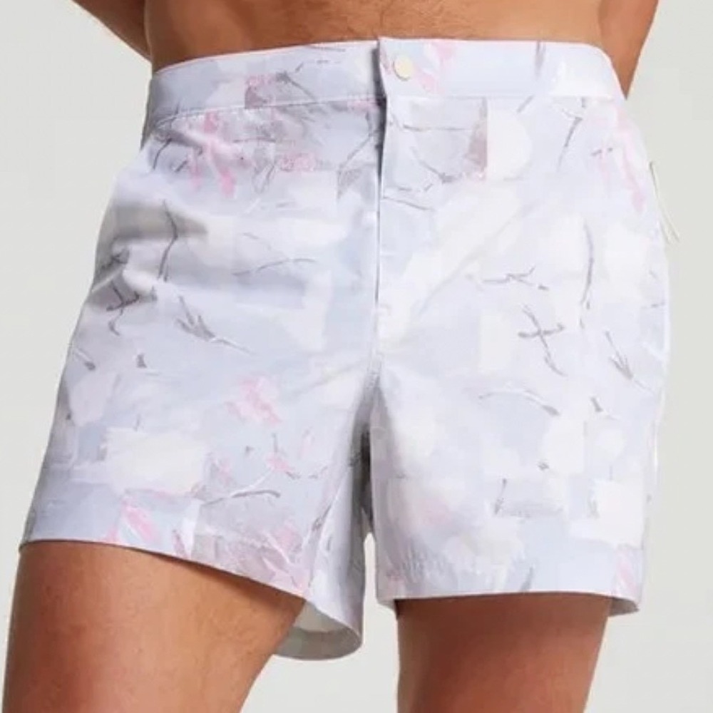 NEW VRST 5" Small Resort Shorts Light Blue Pink Floral Multi Swim Shorts Trunks